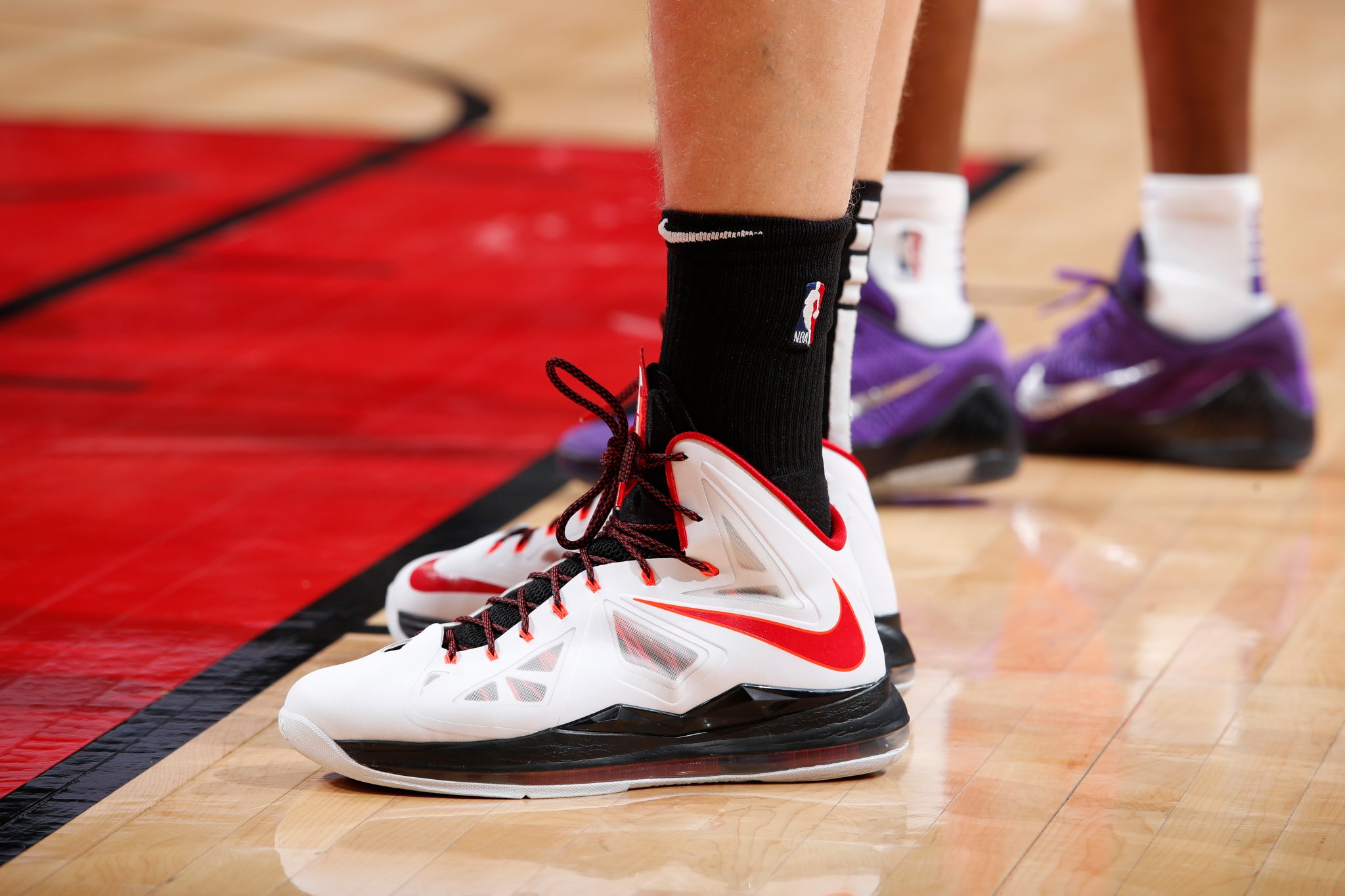 nba今日球鞋,nba本周球鞋预览科比