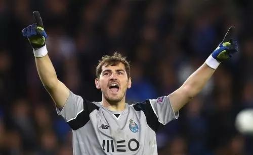 布冯足球史上最强,布冯年足球最佳11人