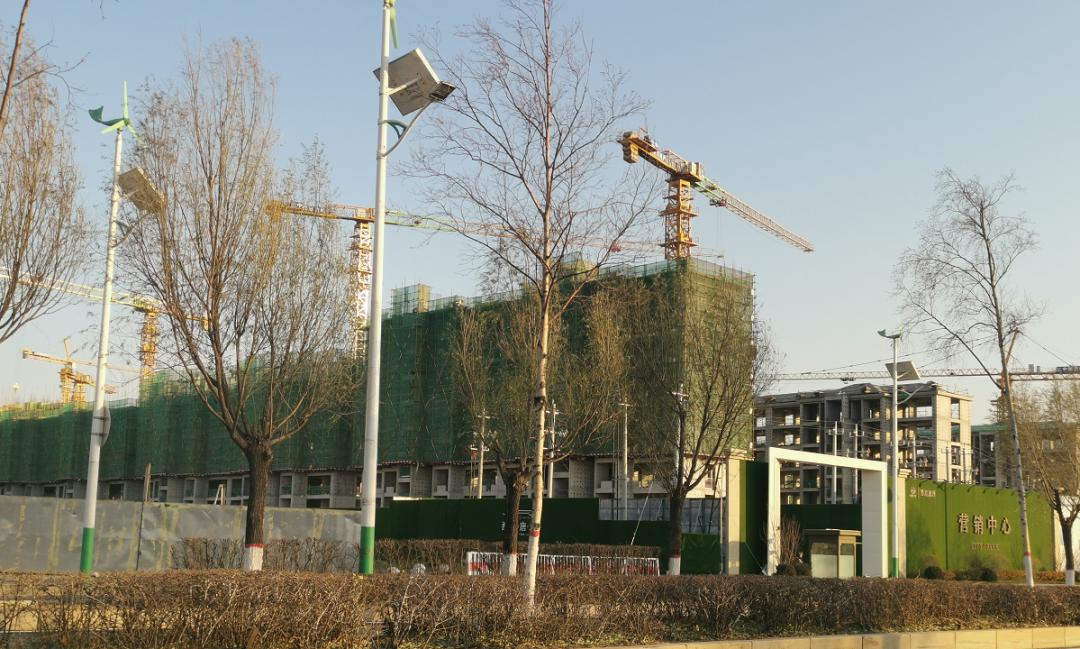 别再黑北湖没人了，停车位都找不着