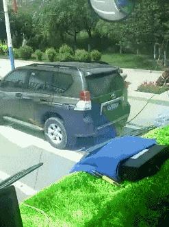 搞笑gif趣图妹子你的内心太强大了,搞笑gif越来越搞不懂现在的女生了