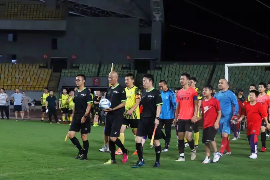 1个月26支球队88场比赛282个总进球数，见证江阴草根足球de疯狂