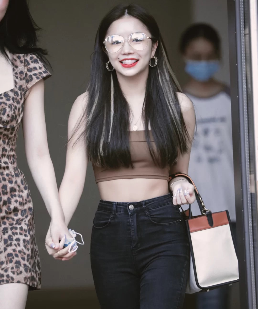 青你2安崎现在怎么样了,青2安崎