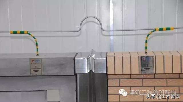 屋面暗敷避雷带做法,上人屋面避雷带暗敷最新规范图集