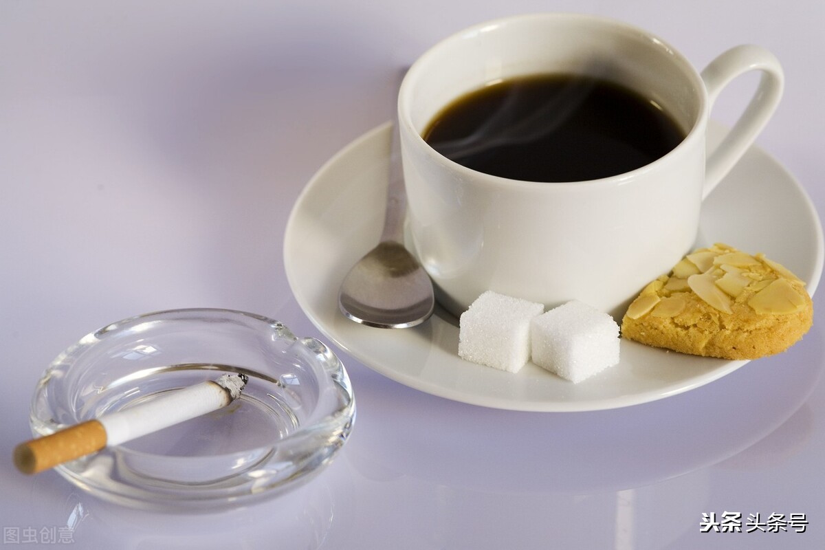 你就是我唇边燃烧的香烟，让我迷醉在你曼妙的缠绵