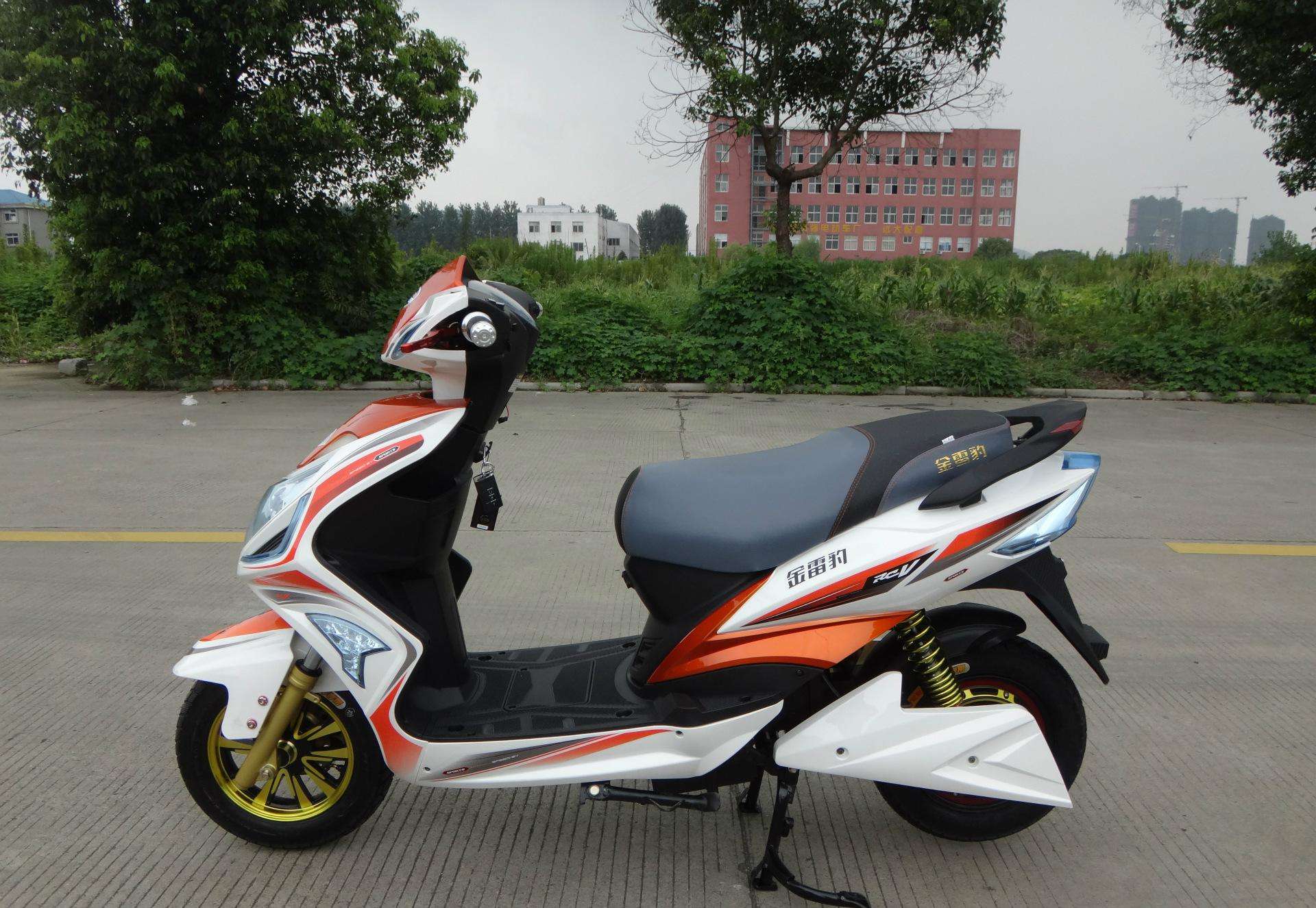 电动车电瓶建议几年更换一次,电动车电瓶延长使用寿命