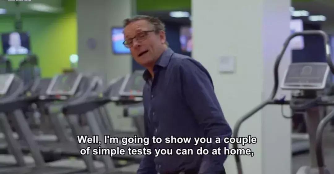 快走比跑步更毁膝盖,散步和跑步哪个更伤膝盖