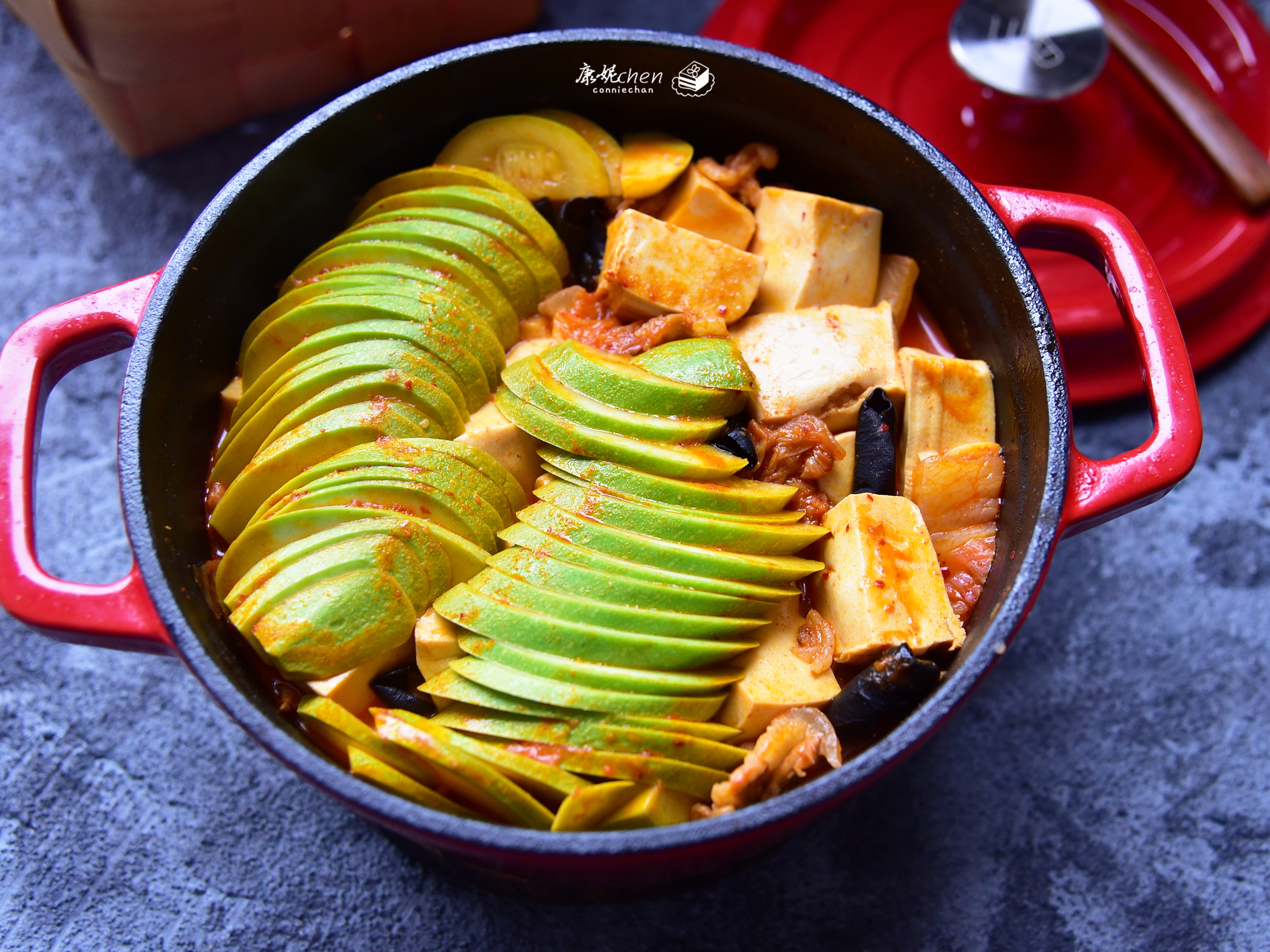 冬天吃火锅真的太棒了,冬天吃火锅又过瘾又暖和