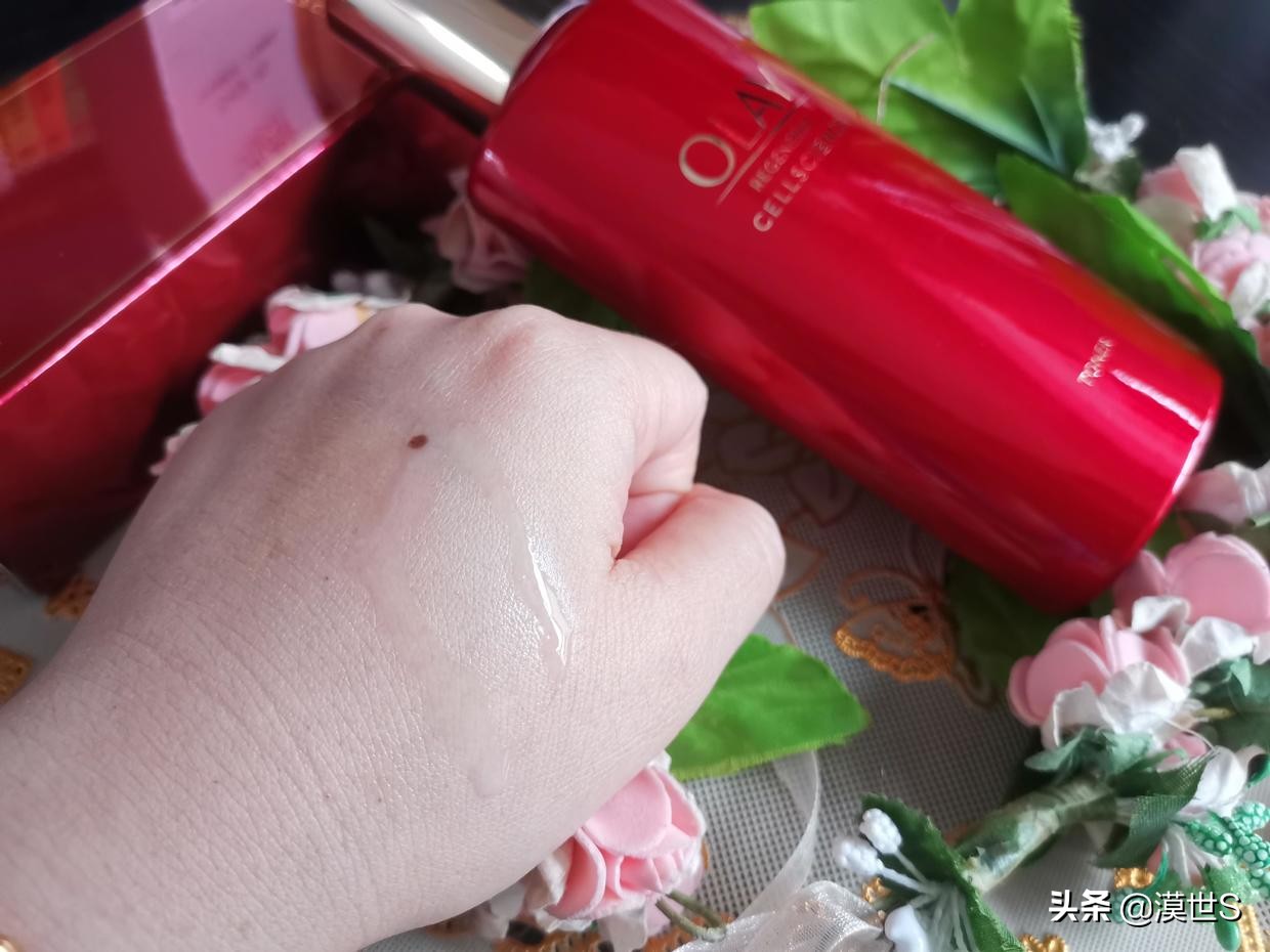 olay水感美白抗糖水乳,olay白里透红高保湿美白营养水