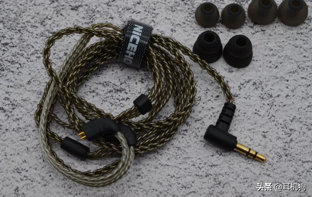 魁宝云雀耳机和原道db3耳机对比,兴戈ew100与原道db3哪个好