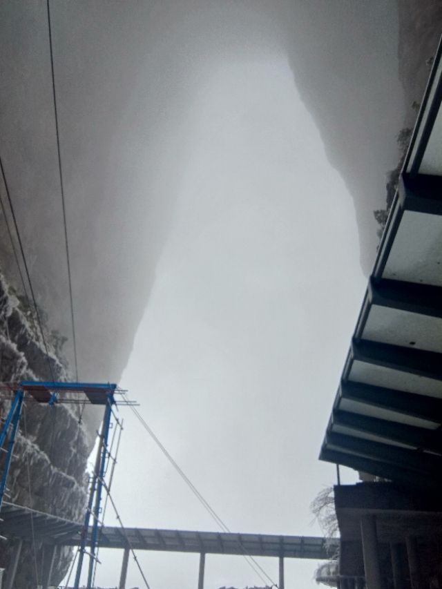 张家界天门山雪景,张家界天门山国家森林公园