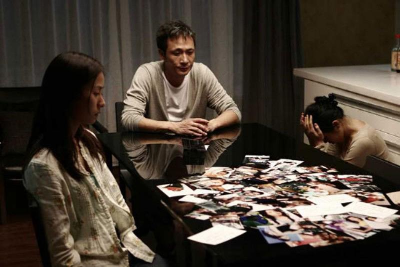 《双食记》：一桌饕餮盛宴，是她惩罚爱情的刑具