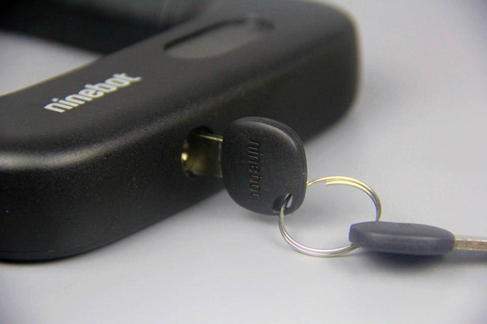 小米生态链新品指纹U型锁,0.5秒极速开锁,电动车也能无钥匙进入