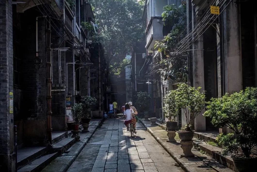 粤语中的“AAB”叠词,你认识哪一些?