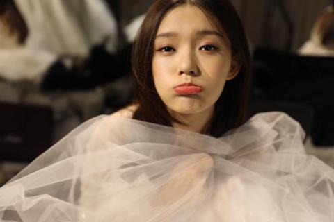 黄圣依周星驰最后一面,抛弃原配的4位明星