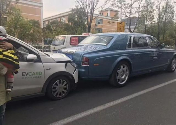 车险第二年转保险公司保费会变吗,怎么降低车险保费