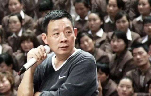 穷小伙靠销售赚上亿,穷小伙卖食品年赚千万