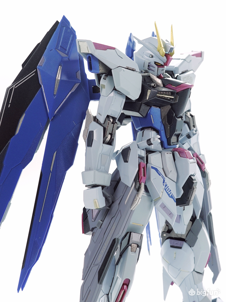 mb自由高达模型2.0,盗版自由2.0高达模型测评