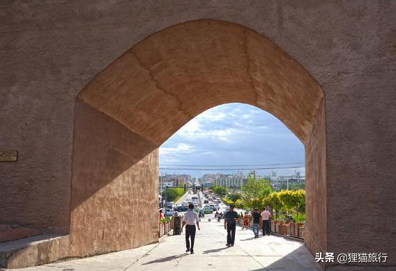 喀什噶尔古城开城仪式,喀什噶尔古城和喀什古城