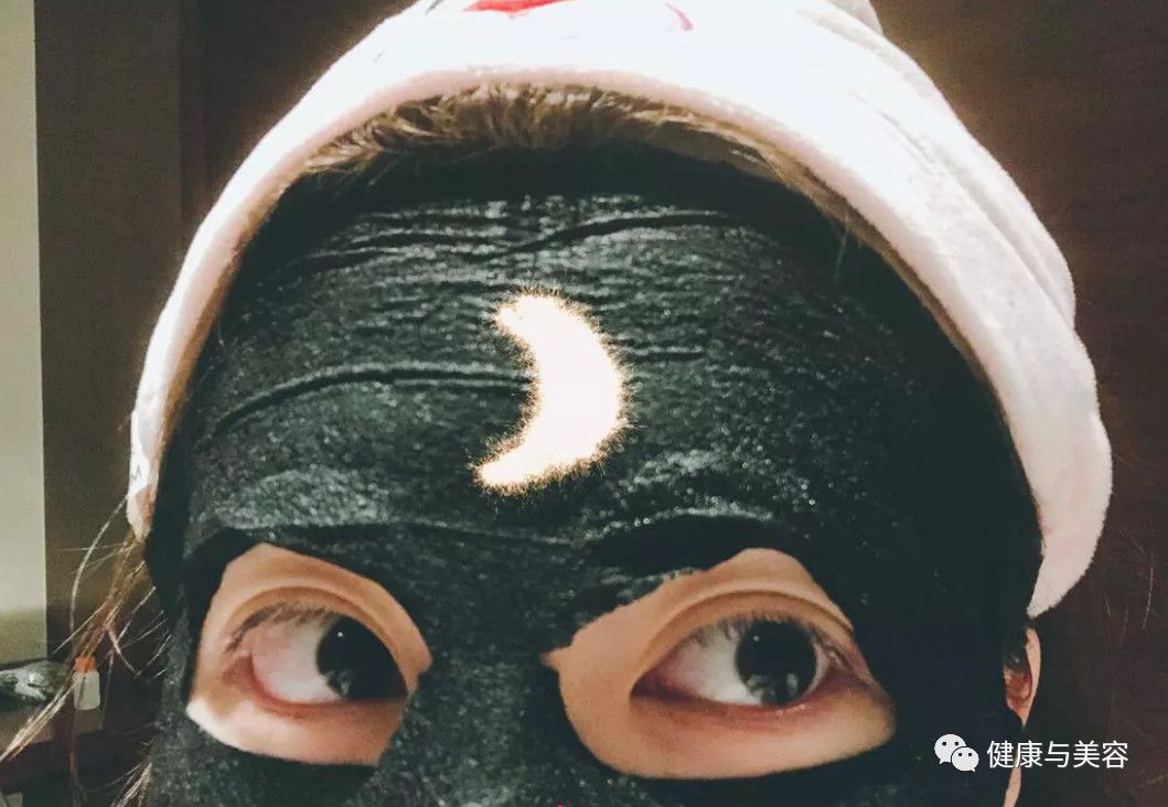 乔欣现实版粉底液 (乔欣化妆包护肤)