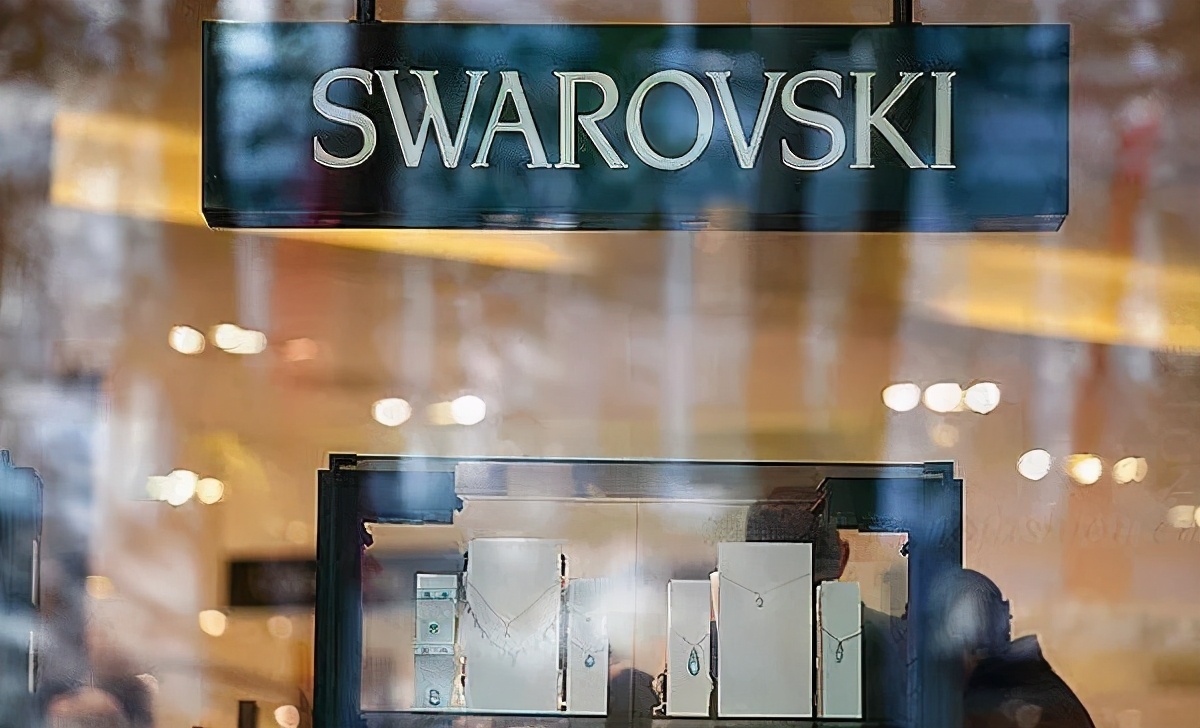 李宁为什么能并购clarks,李宁收购健力宝