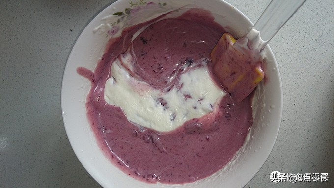 牛奶慕斯蛋糕最简单的制作方法,蓝莓果酱牛奶奶酪慕斯蛋糕8寸