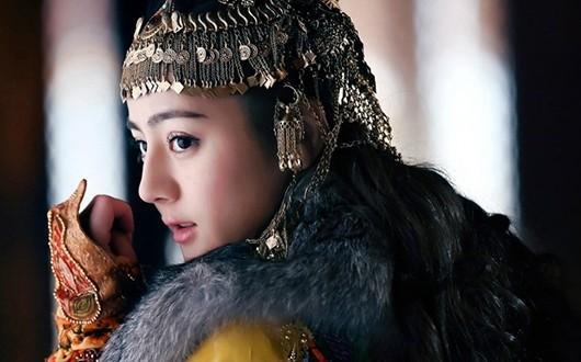 异域风情的美人热巴,热巴的异域美人