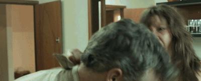 痴心妻子为“爱”绑架无知少女满足丈夫的施虐癖！