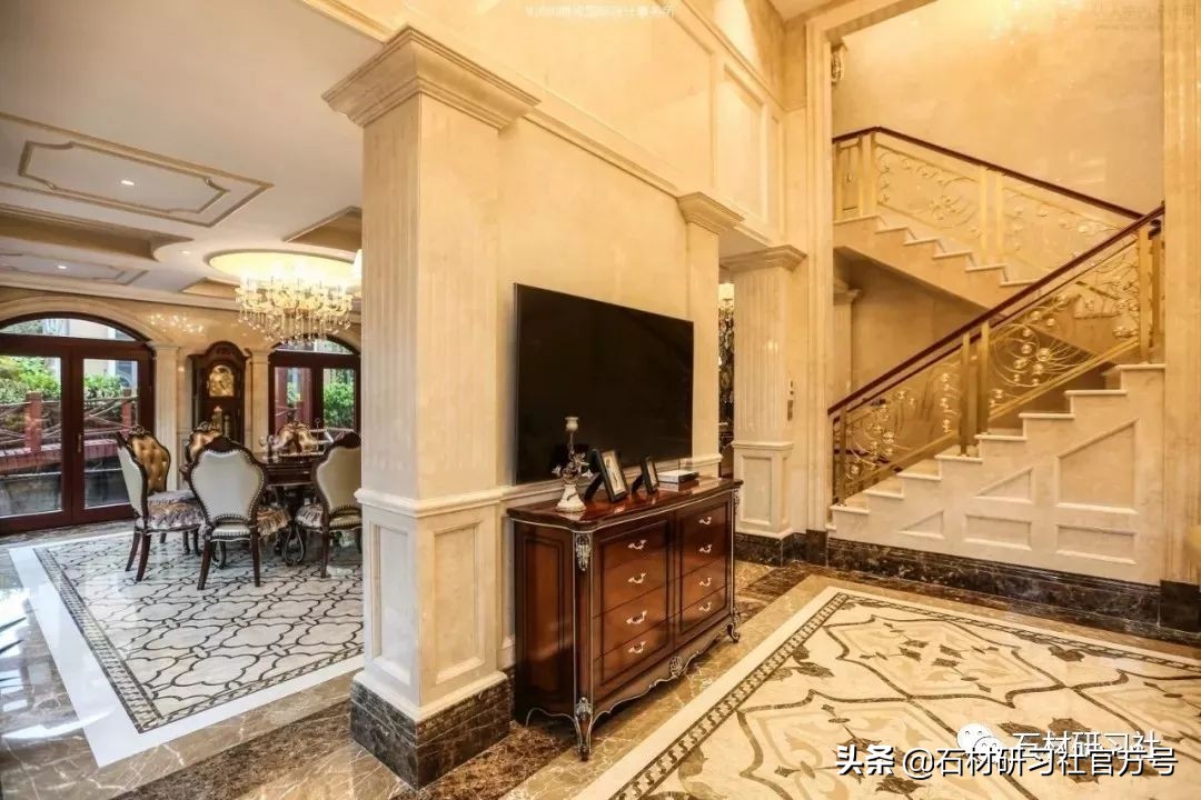 装修玻璃破碎的原因,装修碎砖怎么处理