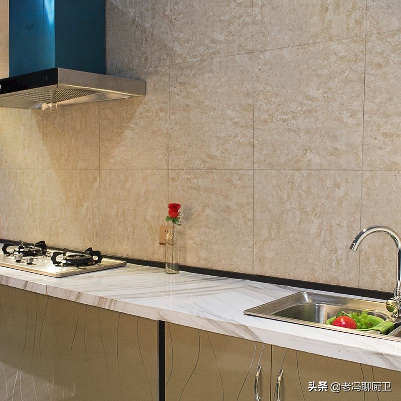 厨房毛坯墙壁油烟怎么处理,厨房油烟特别难清理吗