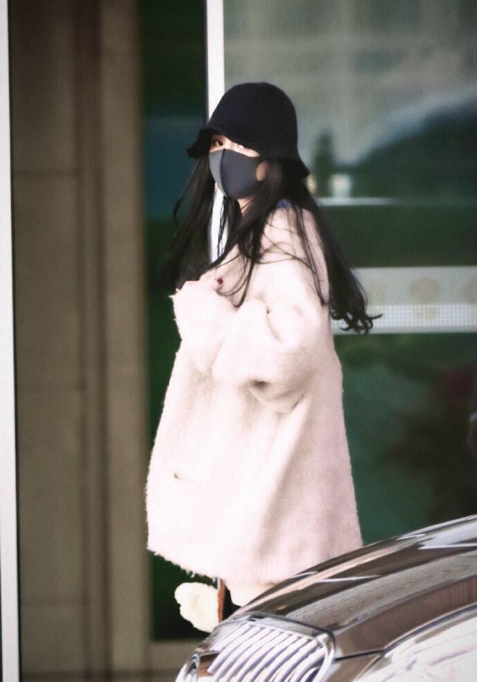 带货女王杨幂视频完整,大幂幂马丁靴怎么样