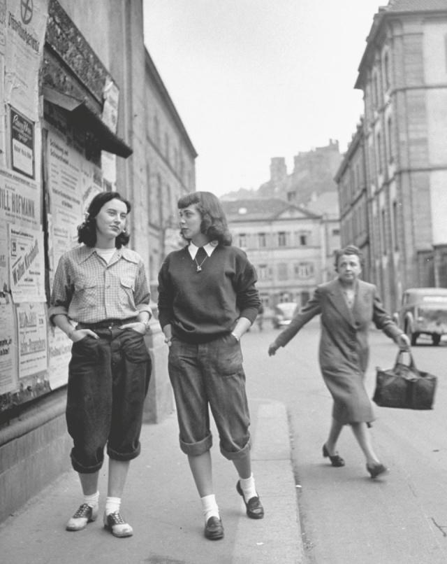 小脚裤已过时今年流行,现在怎么流行小脚裤了