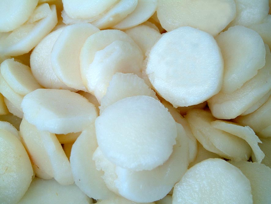 桂林荔浦马蹄：被誉为“地下明珠”，吃着清甜还能清热润肺