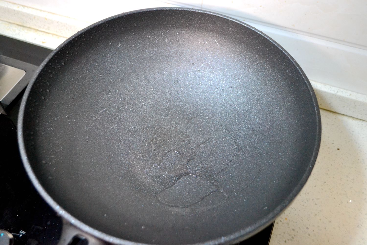 九阳不粘锅可以用铁铲吗,推荐一款不粘锅九阳