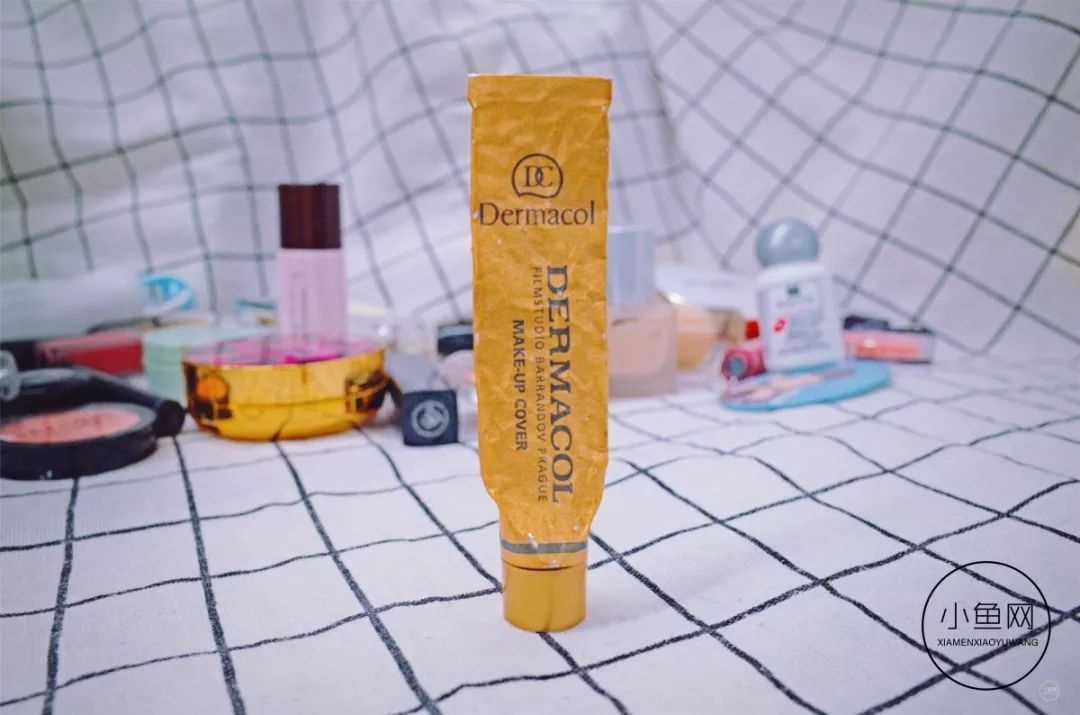 厦门直男没救了？我们邀请了5个帅哥猜化妆品，看完吐出两斤血...