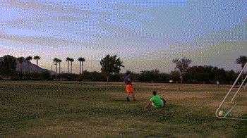 侧凌空射门的正确方法,凌空射门教学