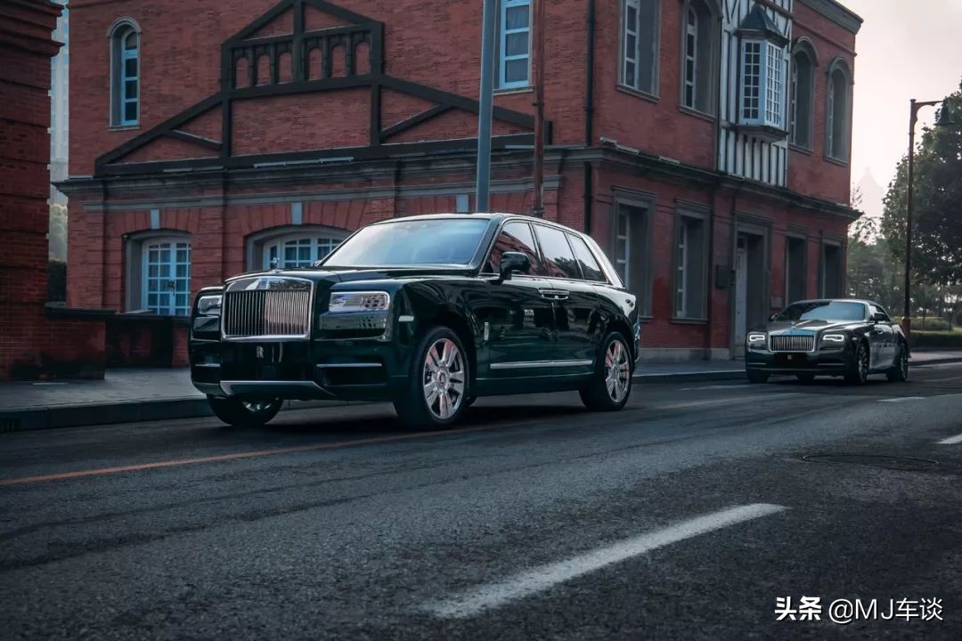 亲身体验劳斯莱斯，300多万的豪华堡垒开起来是什么感觉？