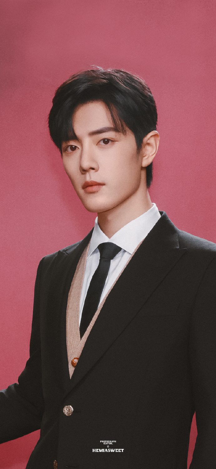 古驰全球代言人！不登时尚杂志却能引领风尚！肖战被国外报纸盛赞