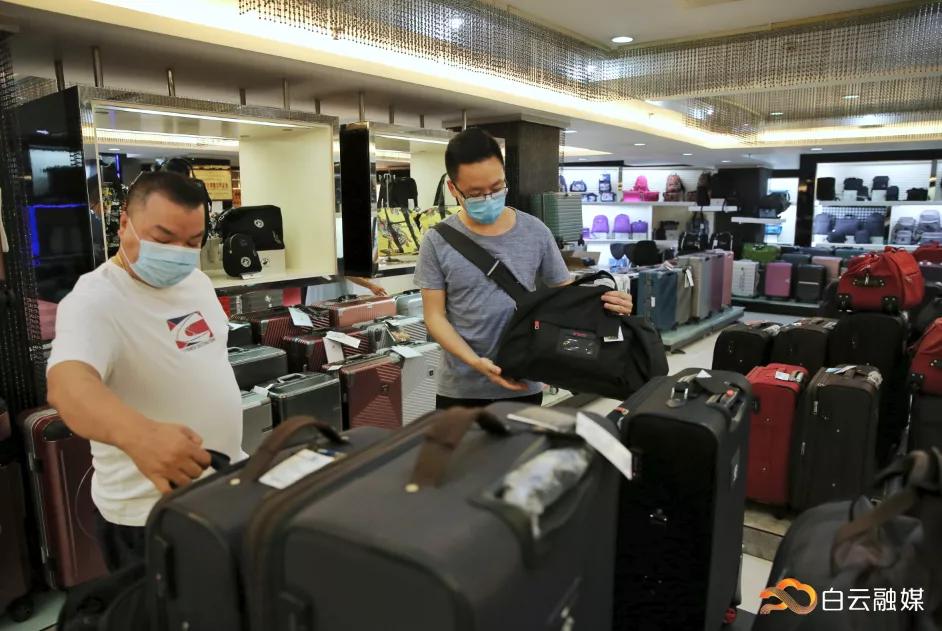 广州白云区购车优惠券,广州白云皮具城包包大清仓