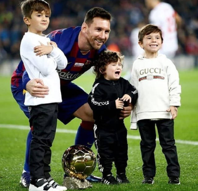 第一过人王！梅罗也难比，他偶像刚被逮捕