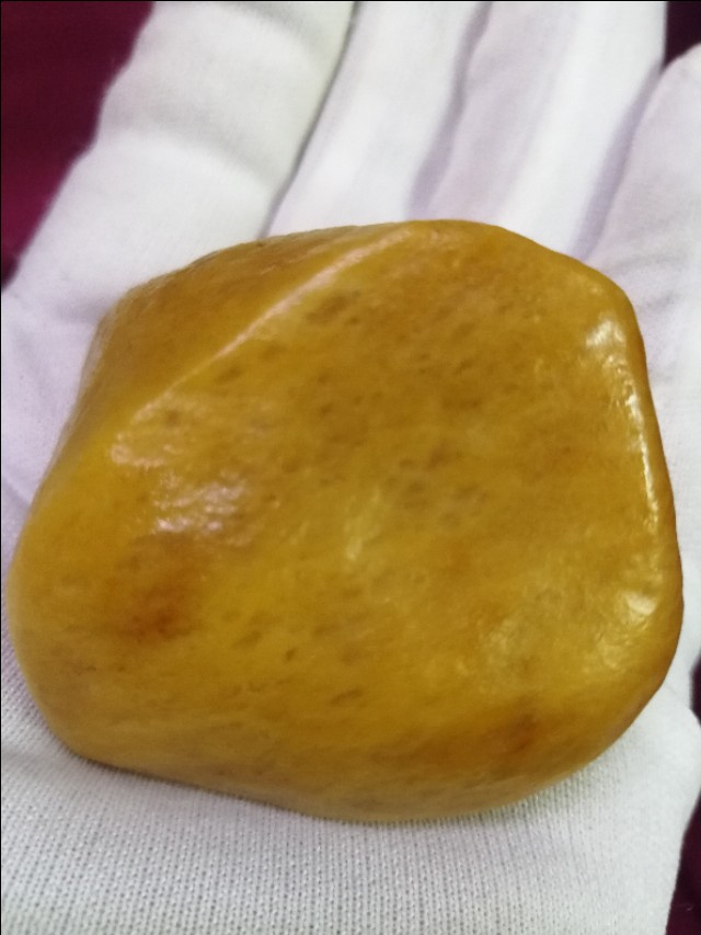 沙漠石头无奈的呐喊