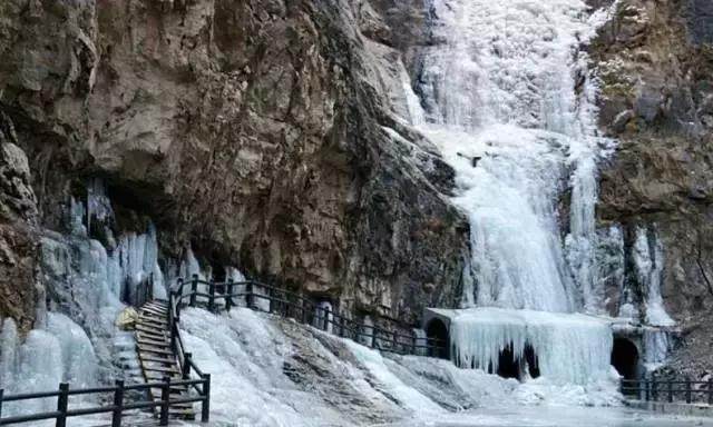 别去丽江了！北京出发只有3站，不到60块，就有一座三千年古城！