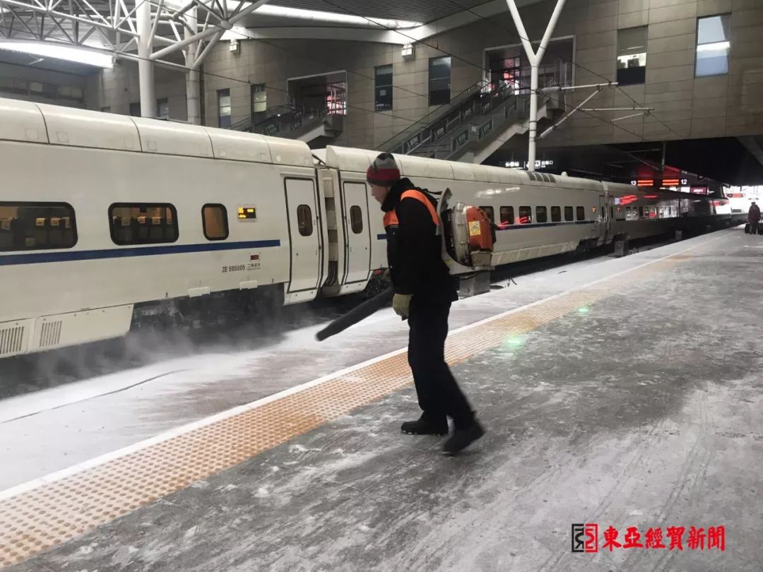 暴雪天气已至长春市能见度下降,长春天气寒潮零下-21度