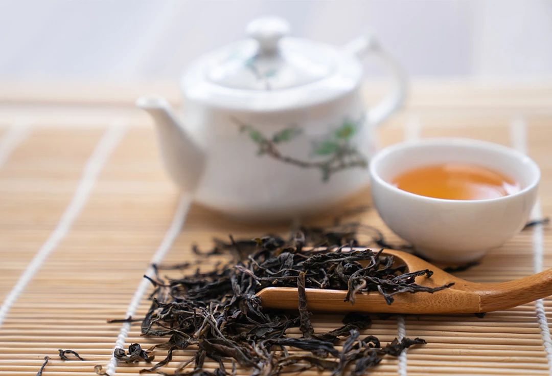 隔夜茶能不能煮来喝,隔夜茶能不能喝看专家验证真假