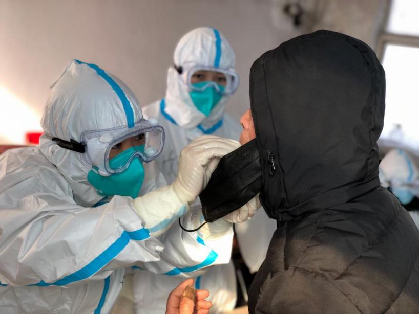 疫线女战士,战疫一线人物不忘军人本色