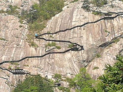 大别山最高峰天堂寨,大别山区有几个县