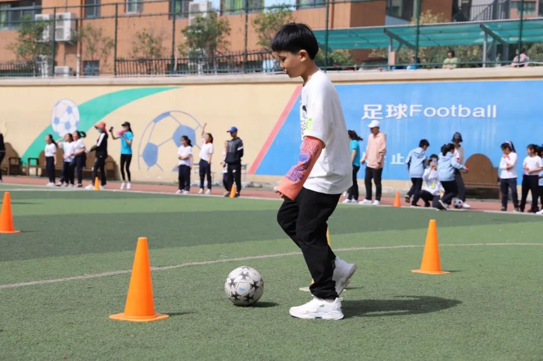 幸福小学春季运动会开幕式,金水区文化绿城小学春季运动会