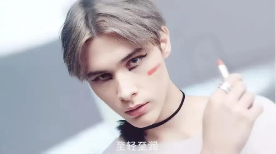 明星代言化妆品到底咋样,明星代言化妆品为什么不抹脸上