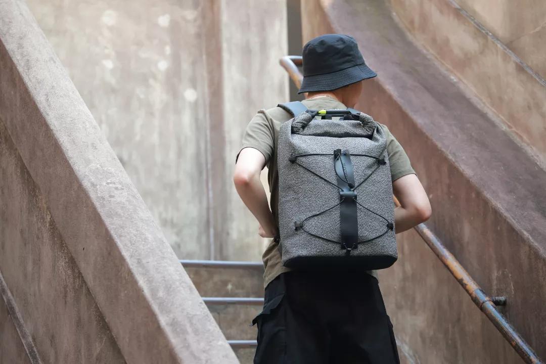 这才是型男该有的背包，你get到了吗