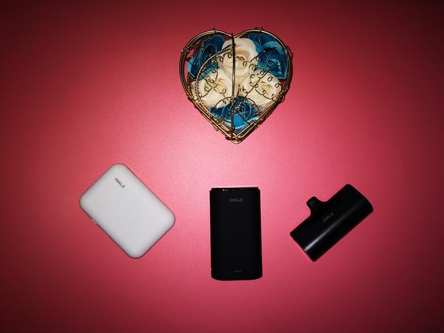 爱沃可iwalk二合一无线充电宝,爱沃可iwalk充电宝typec