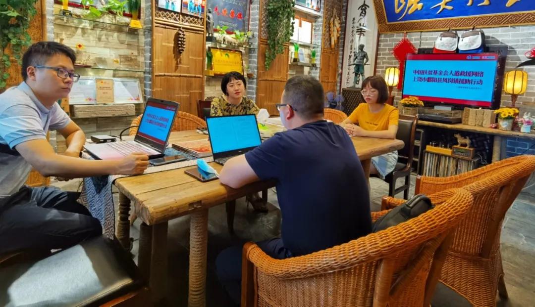 无惧风雪严寒坚守战役一线,不惧风雨救援